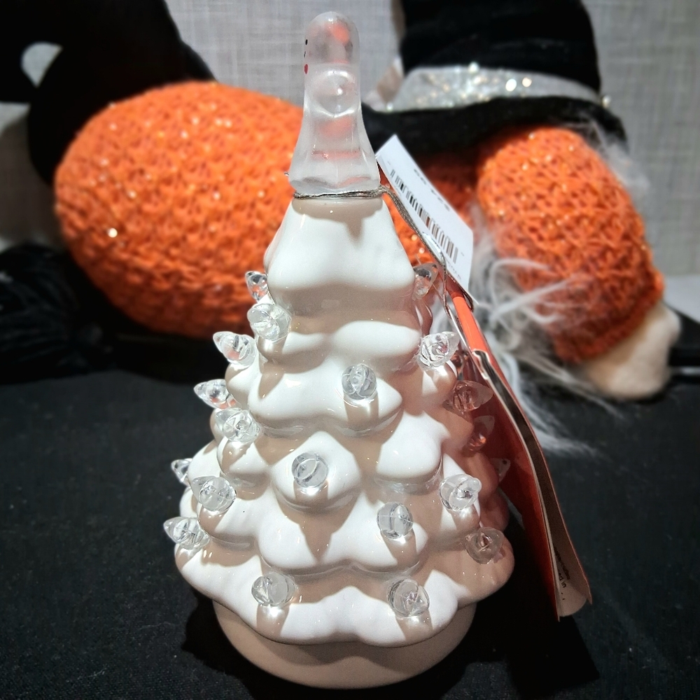 Mr. Halloween CERAMIC TREE mini size GHOST WHITE LED BRAND-NEW w/tags 👻 - Picture 7 of 9